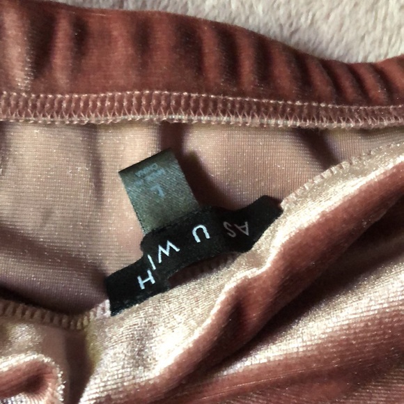 Brand new with tags as you wish velvet skirt YB - Picture 4 of 6